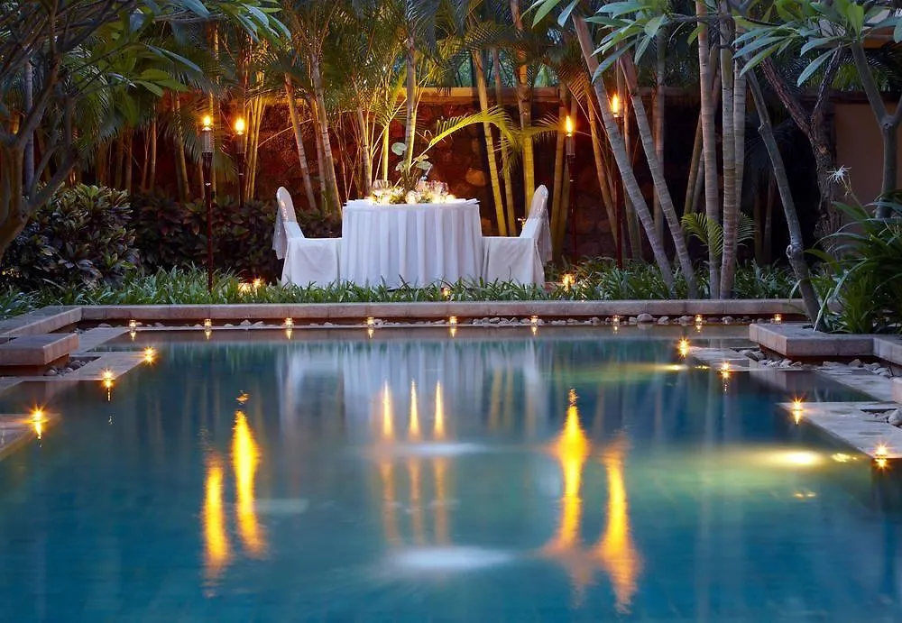 Sheraton Sanya Yalong Bay Resort